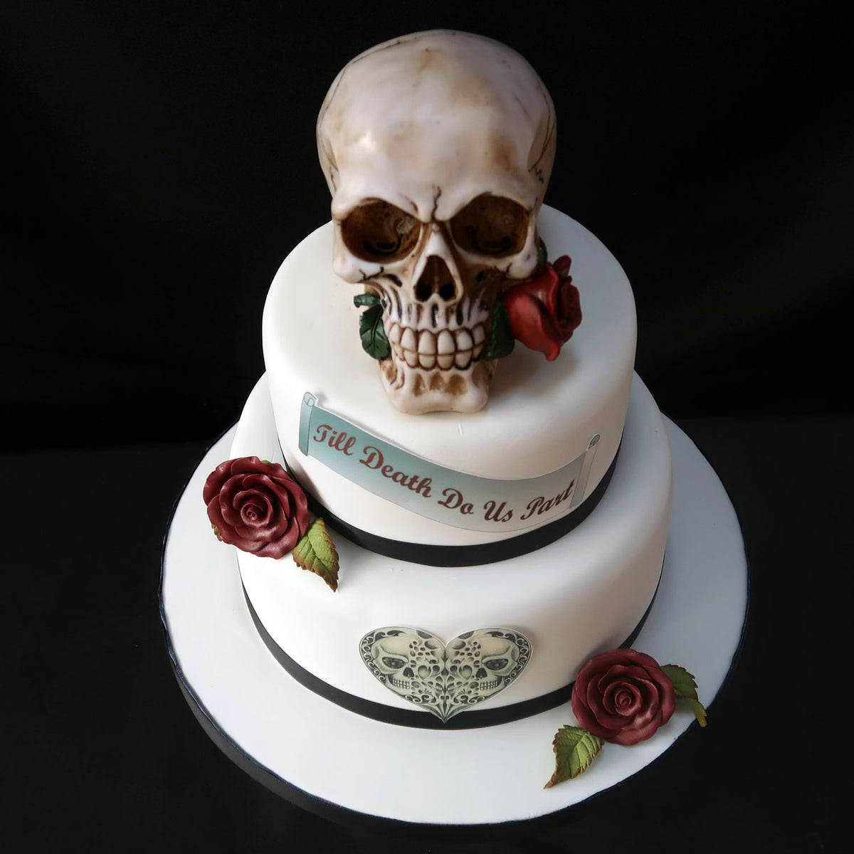 3D skull mold (B)  Chocolat-Chocolat Inc.