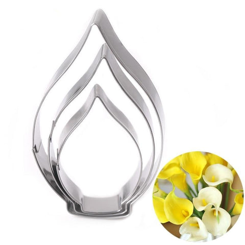 white lily biscuit cutter Calla Lily Cookie Cutter – PutOnApron